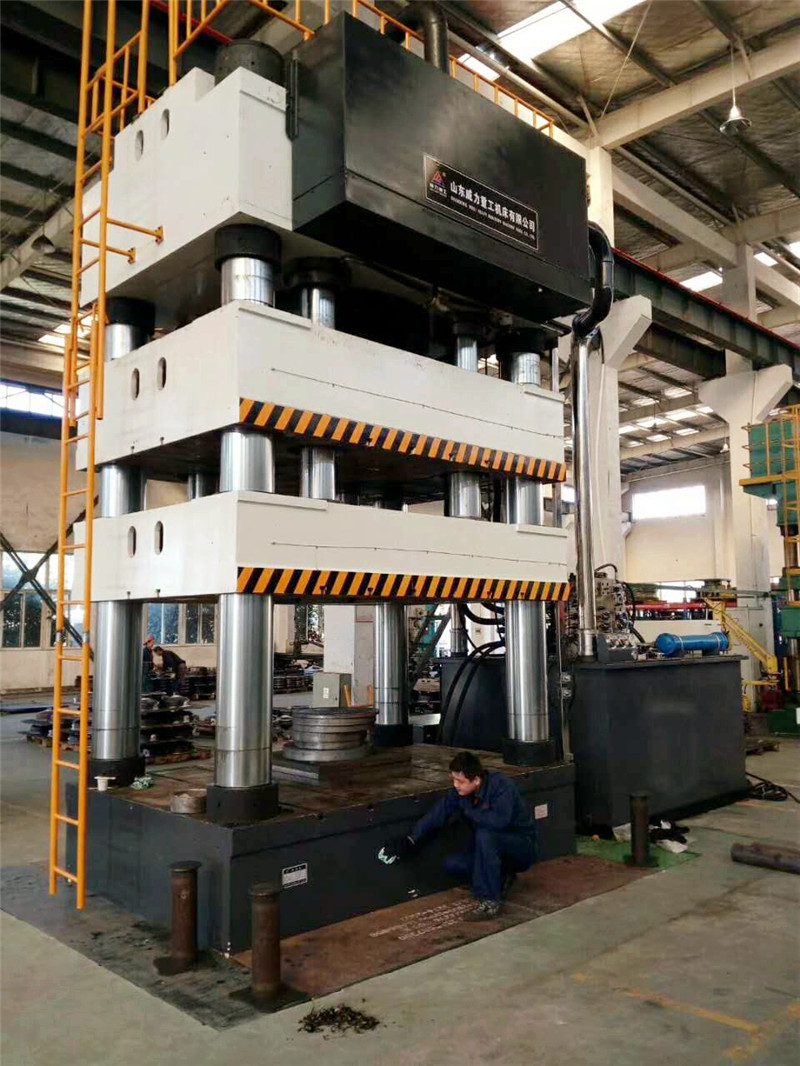 壓力機(jī)滑塊與工作臺(tái)面的平行度測(cè)量